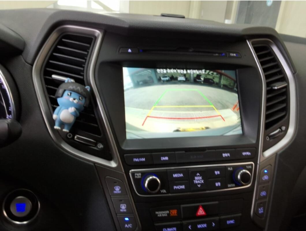Hyundai SantaFe (2016)