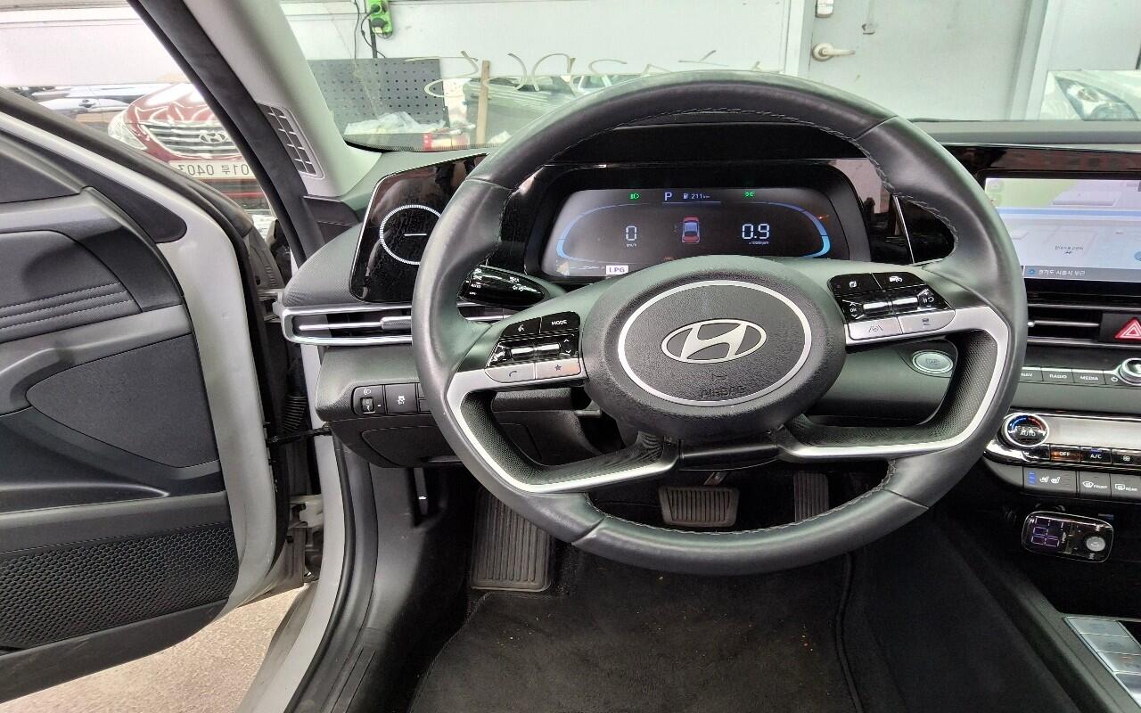 Hyundai Avante (2024)