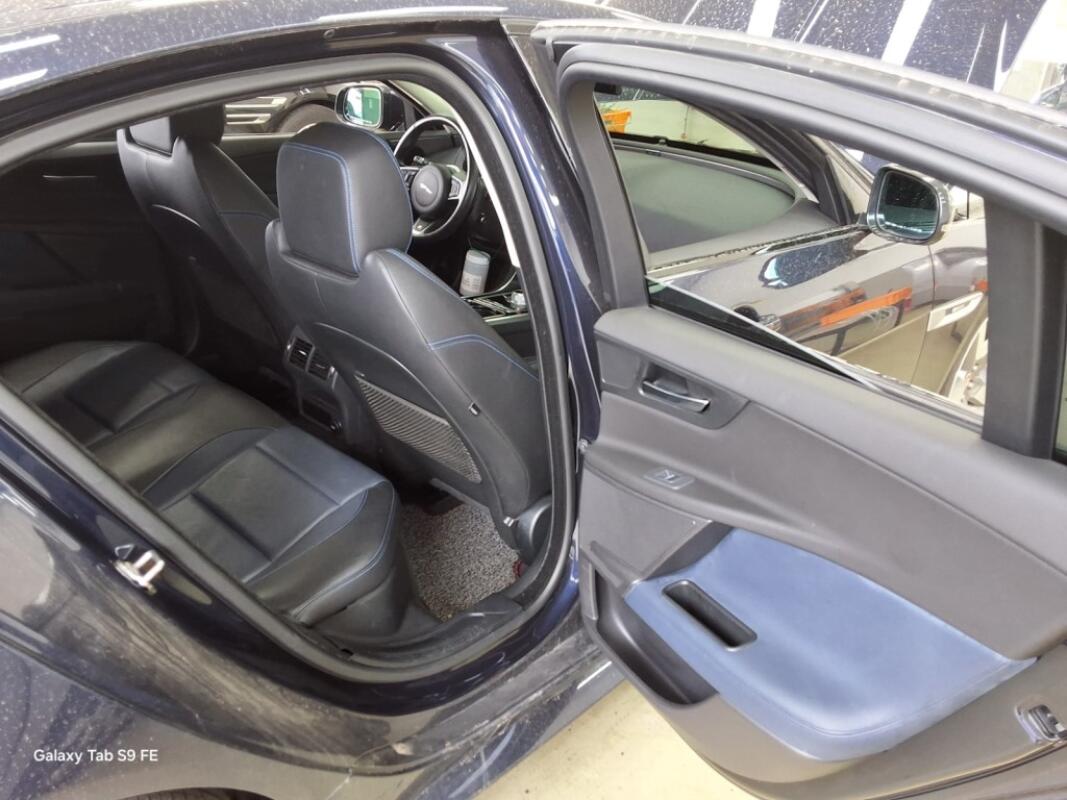 Jaguar XE (2016)