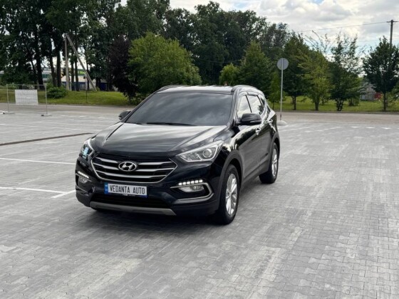 Hyundai SantaFe (2017)