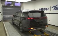 Kia Carnival (2023)