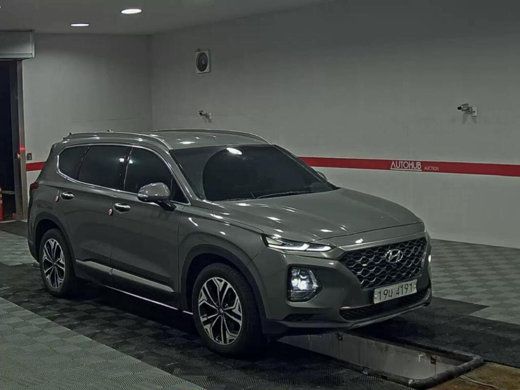 Hyundai SantaFe (2018)
