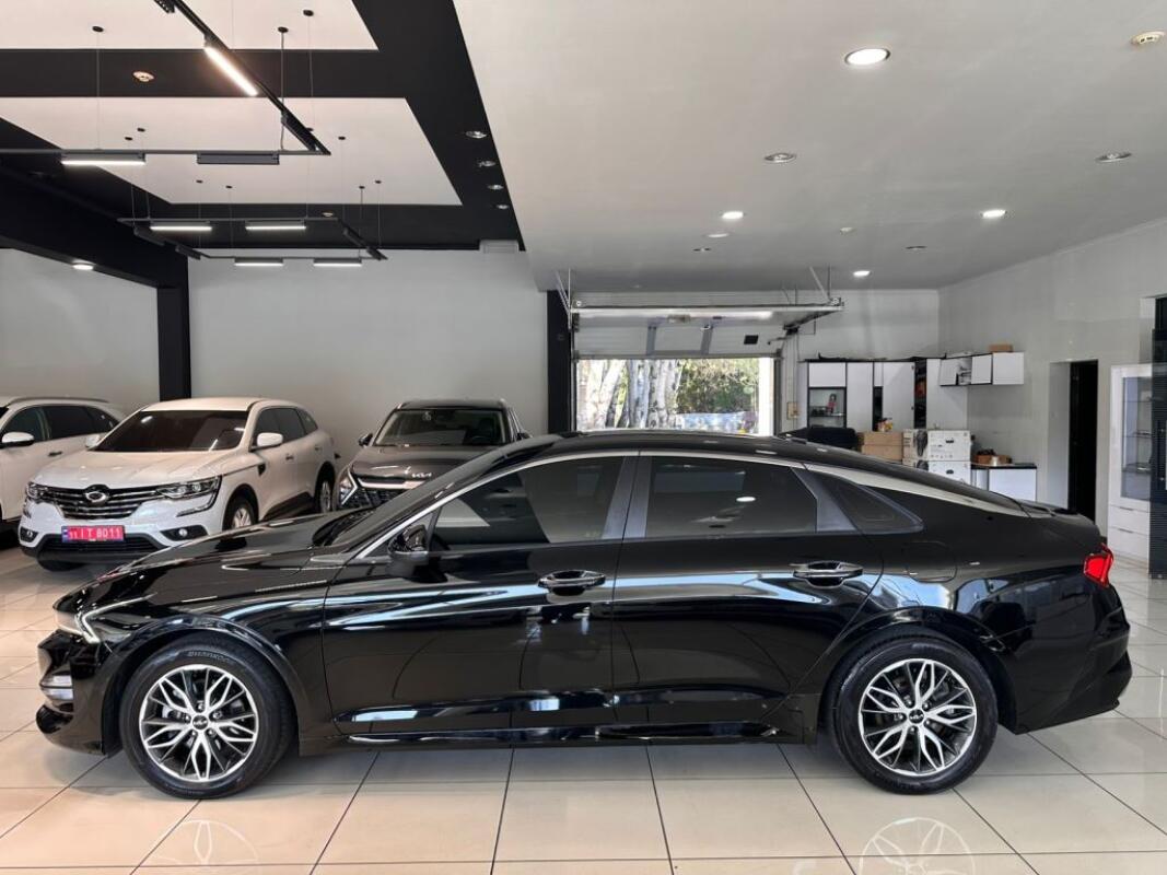 Kia K5 (2022)