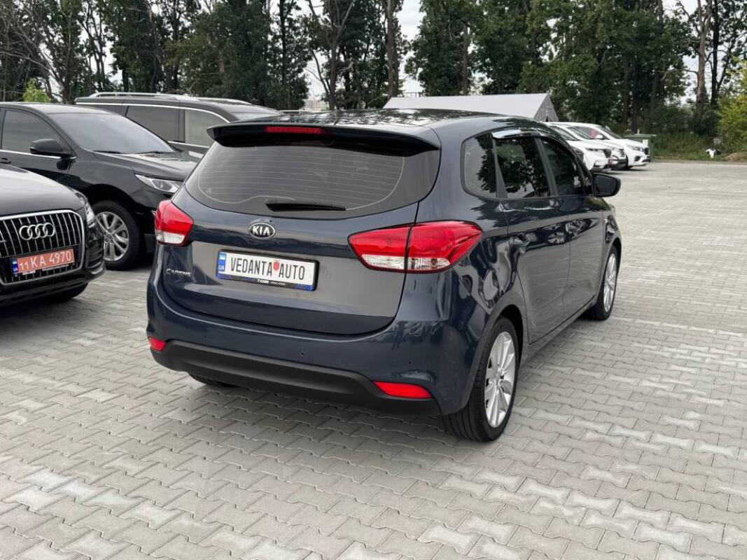 Kia Carens (2013)