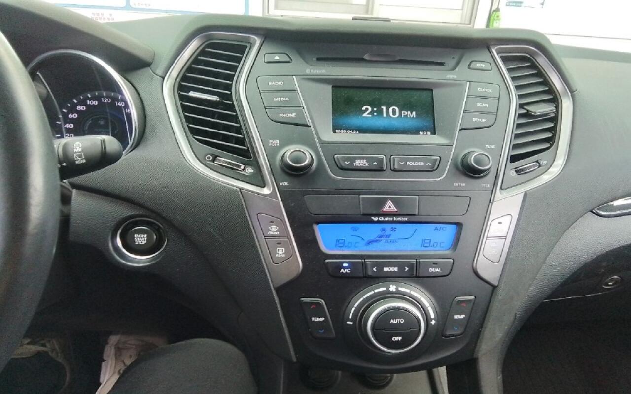 Hyundai SantaFe (2015)