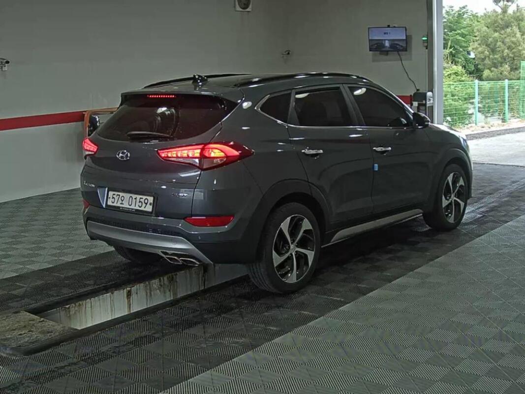 Hyundai Tucson (2016)