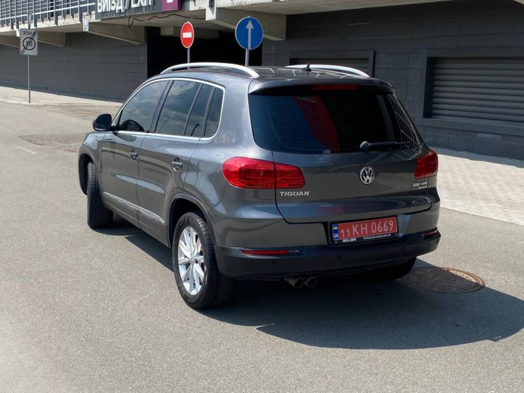 Volkswagen Tiguan (2014)