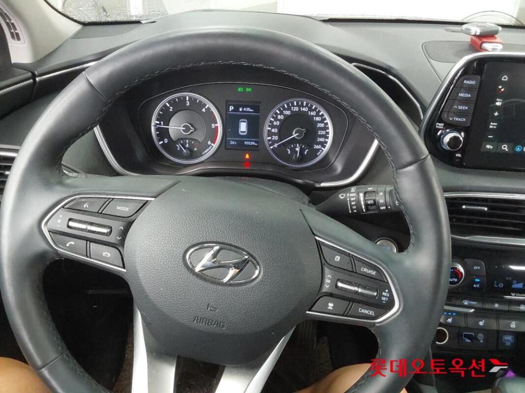 Hyundai SantaFe (2018)