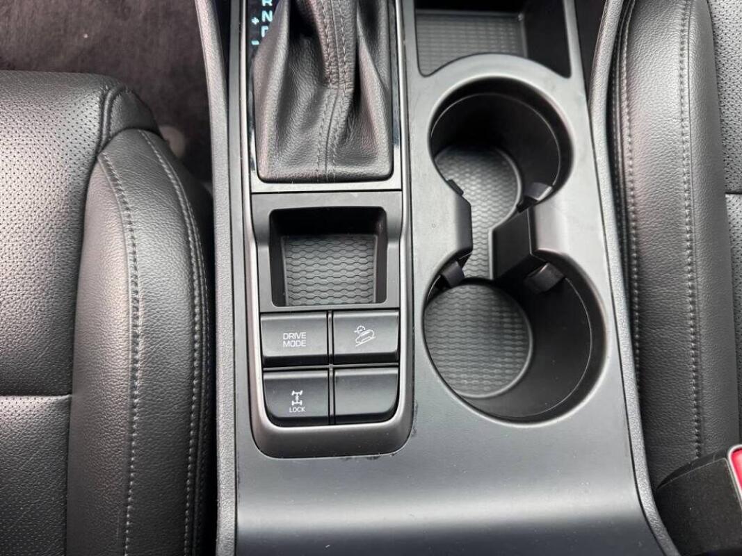 Hyundai Tucson (2016) Hyundai Tucson (2016)