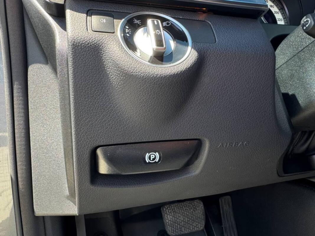 Mercedes E250 (2015)
