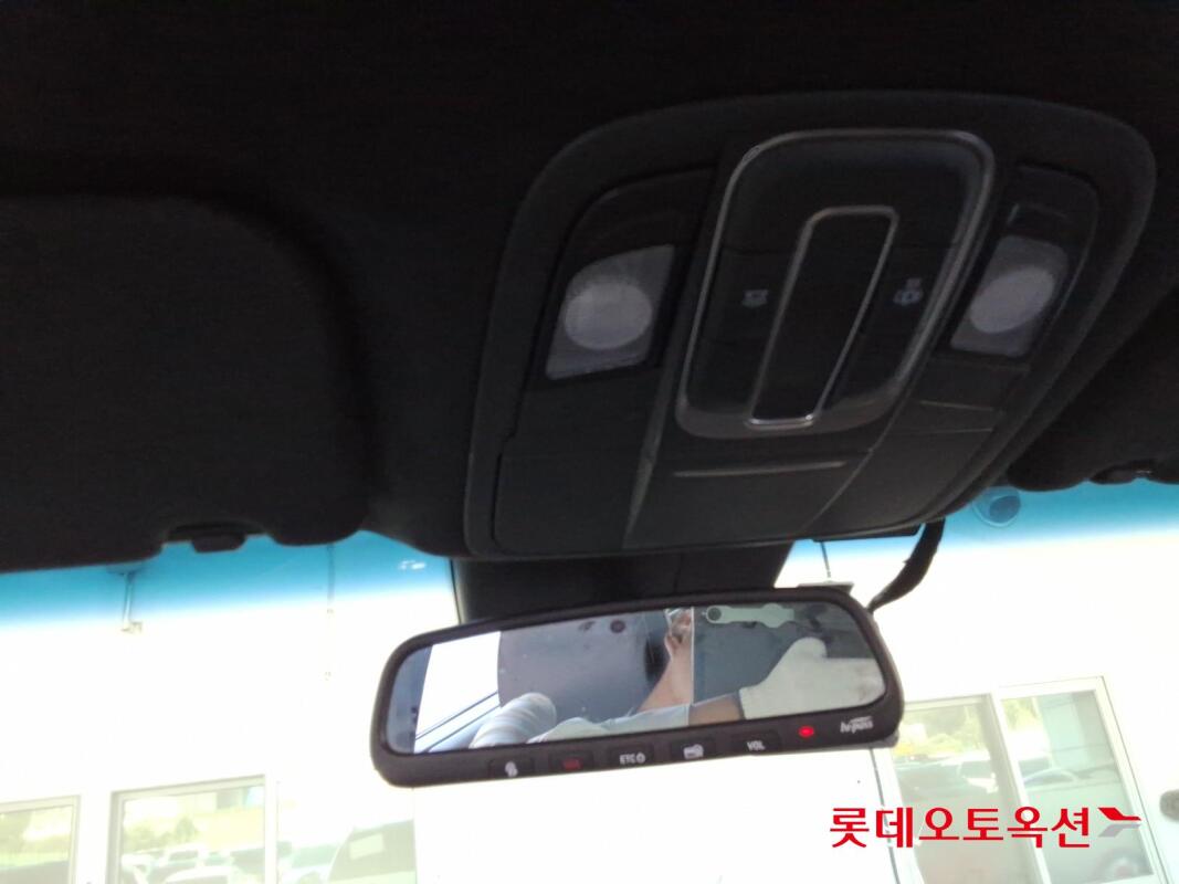 Hyundai Santa Fe (2019)