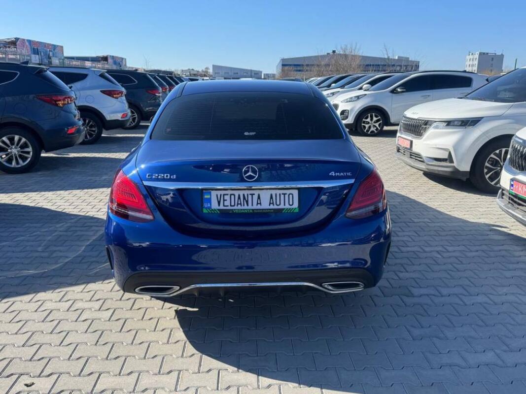 Mercedes C220 (2018)
