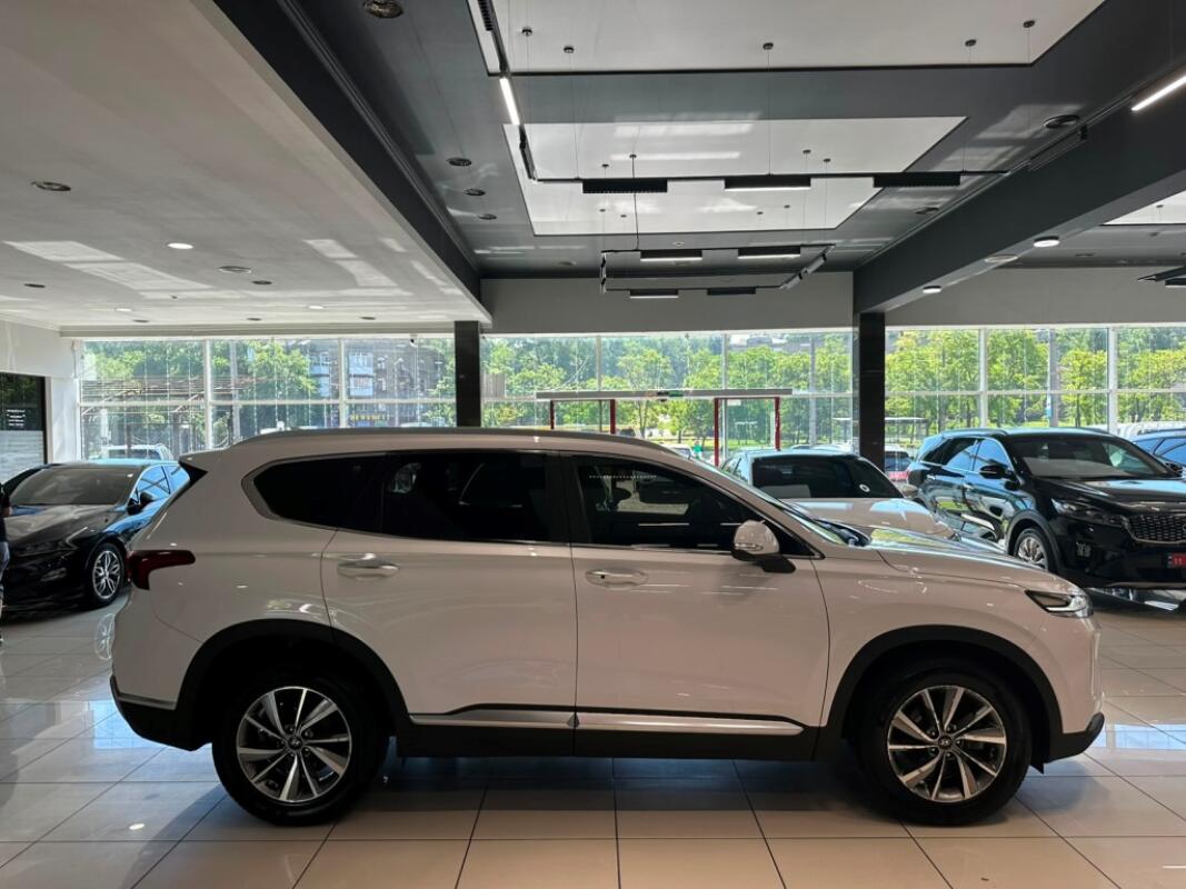 Hyundai SantaFe (2020)