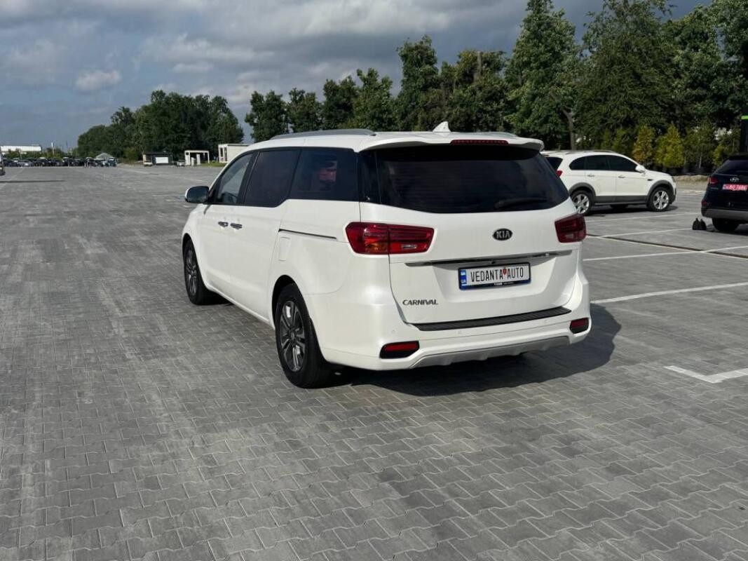 Kia Carnival (2019)