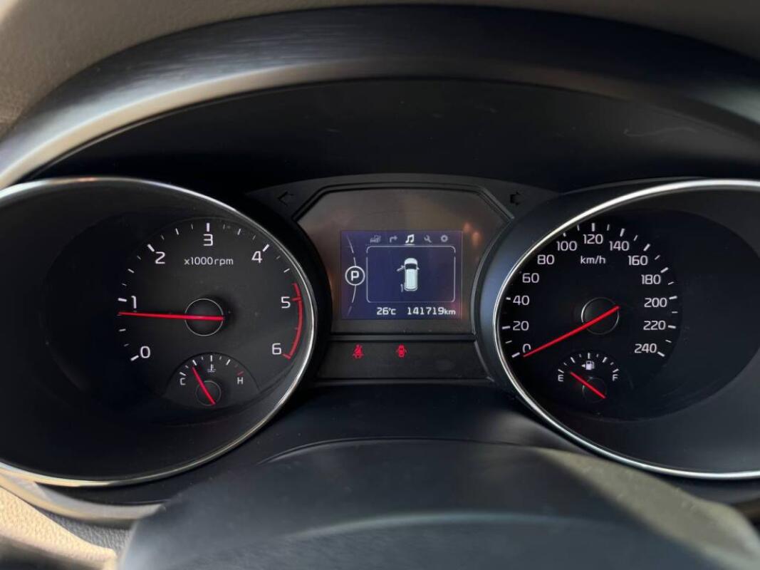 Kia Carnival (2017)