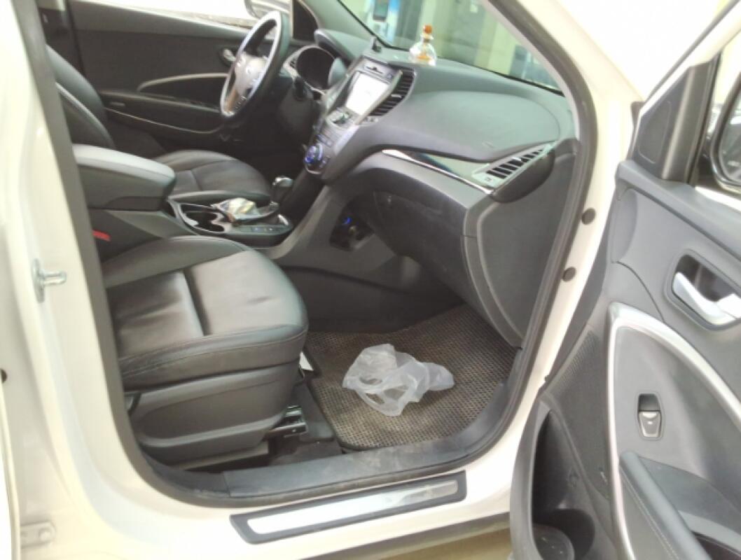 Hyundai SantaFe (2013)