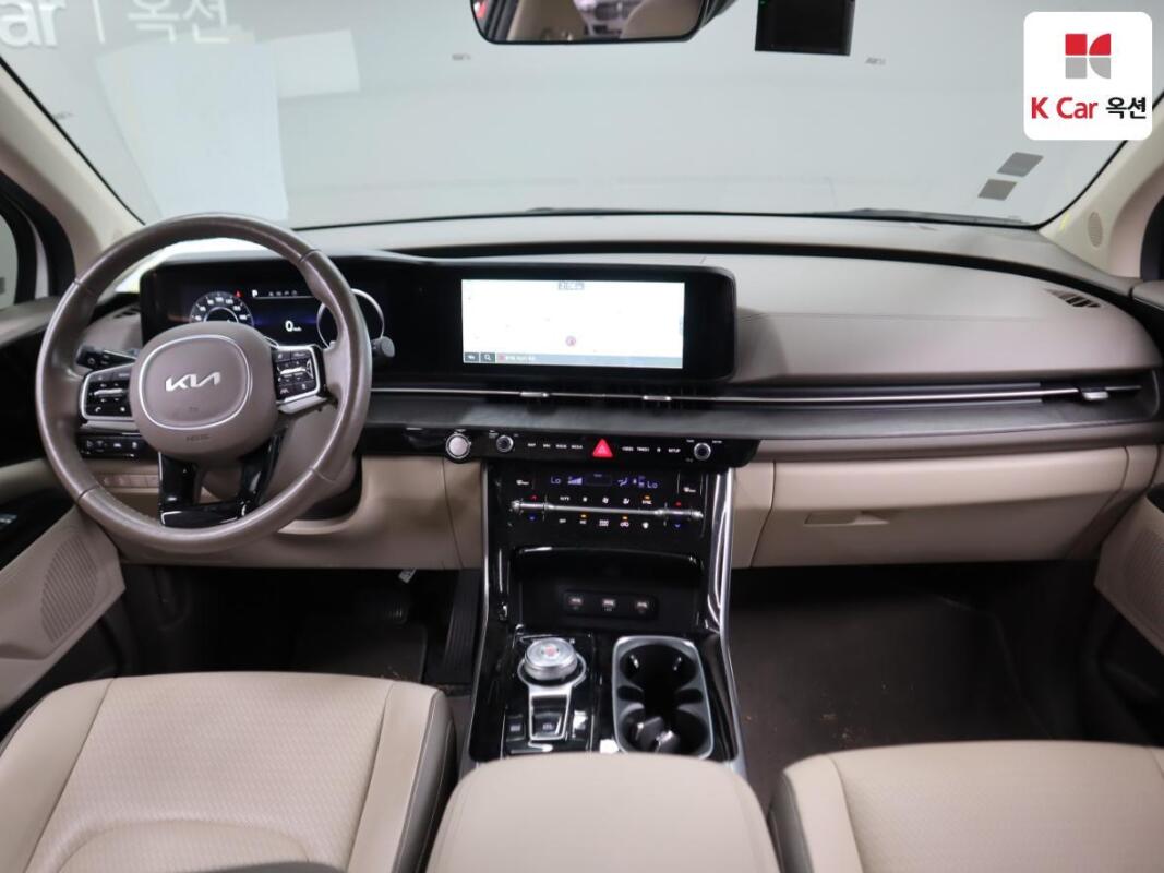 Kia Carnival (2022)
