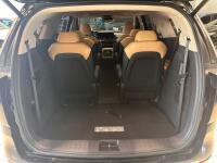 Kia Carnival (2021)