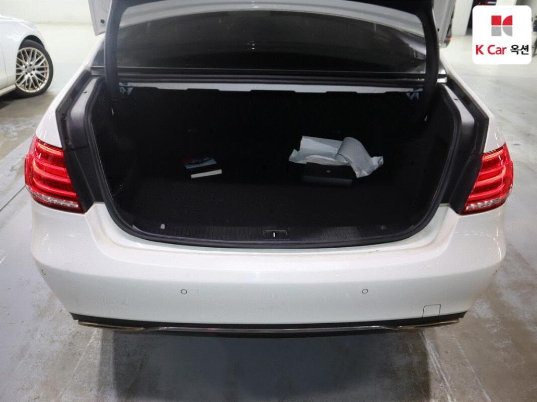 Mercedes E250 (2016)