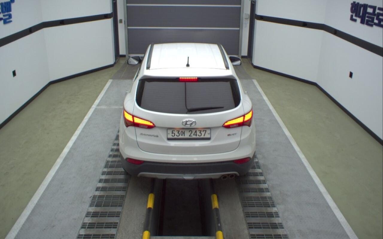 Hyundai SantaFe (2015)