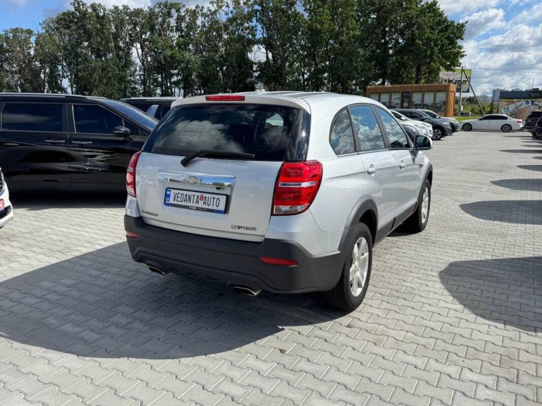Chevrolet	Captiva (2015)