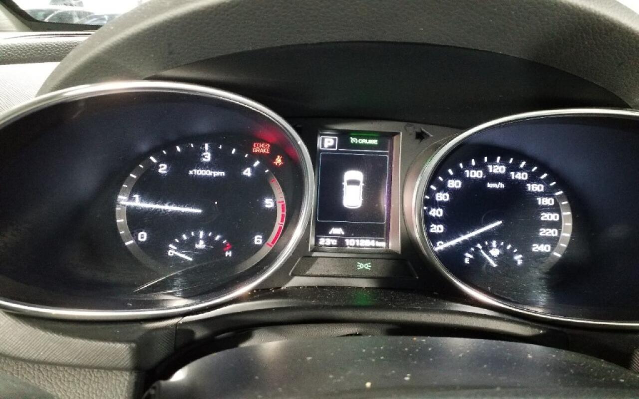 Hyundai SantaFe (2016)