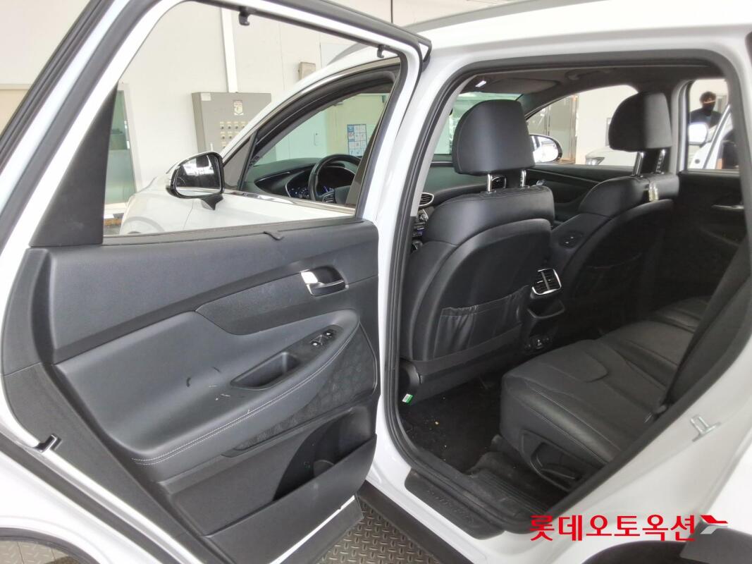 Hyundai Santa Fe (2019)