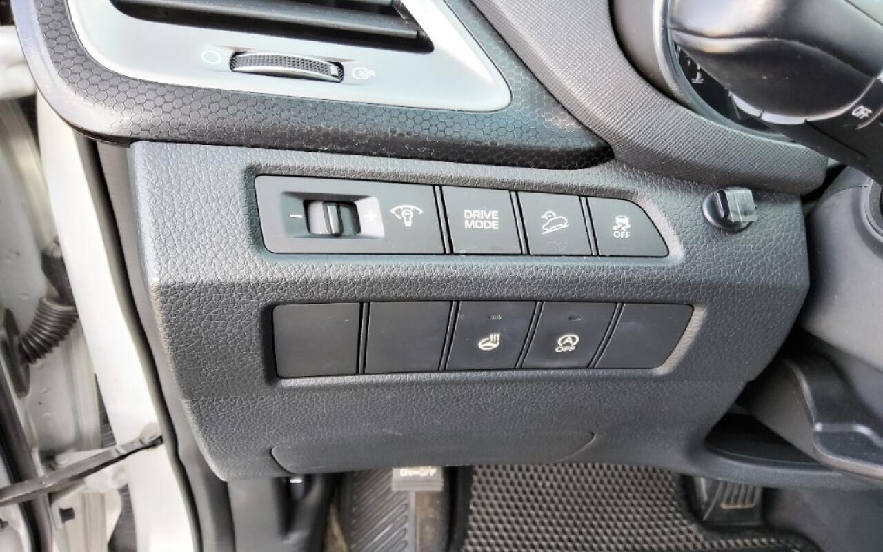 Hyundai SantaFe (2015)