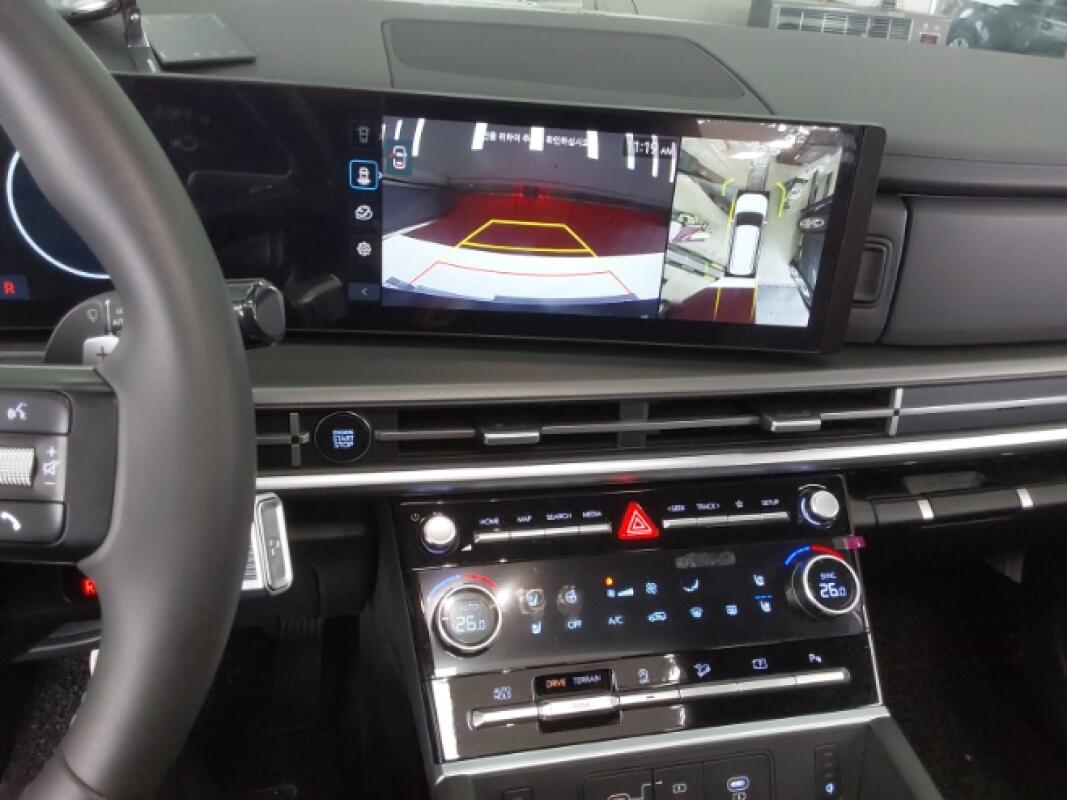 Hyundai SantaFe (2025)