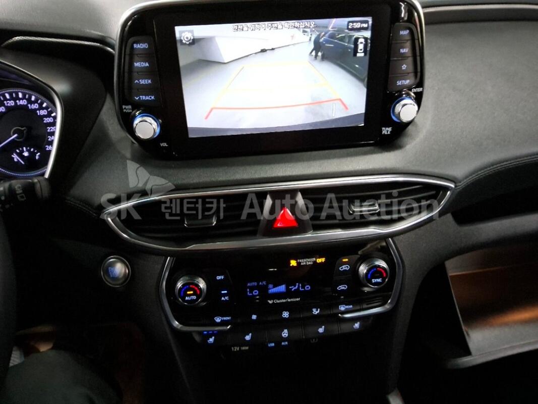 Hyundai SantaFe (2019)