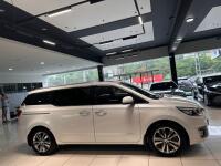Kia Carnival (2015)