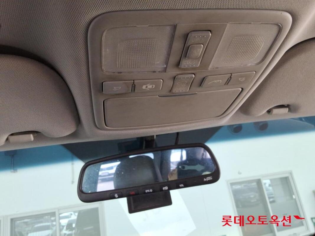 Hyundai Grand Starex (2020)