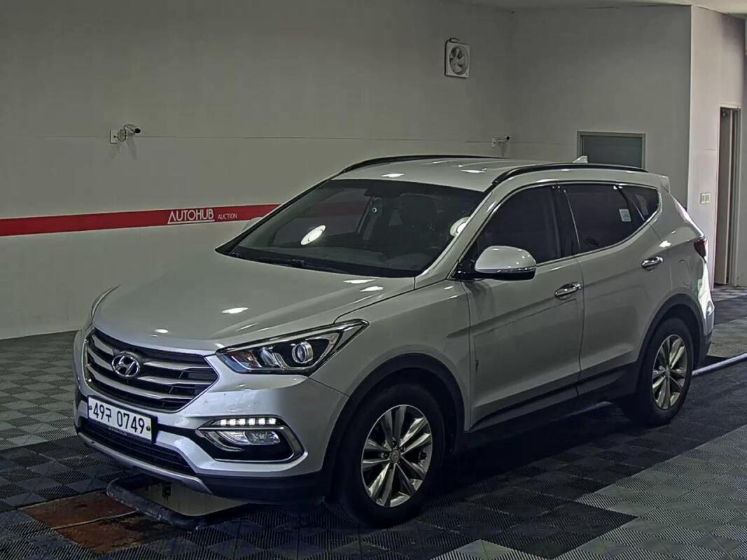 Hyundai Santa Fe (2016)