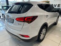 Hyundai SantaFe (2016)