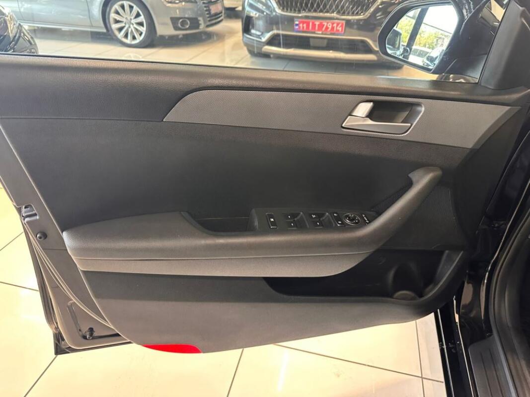 Hyundai Sonata (2017)