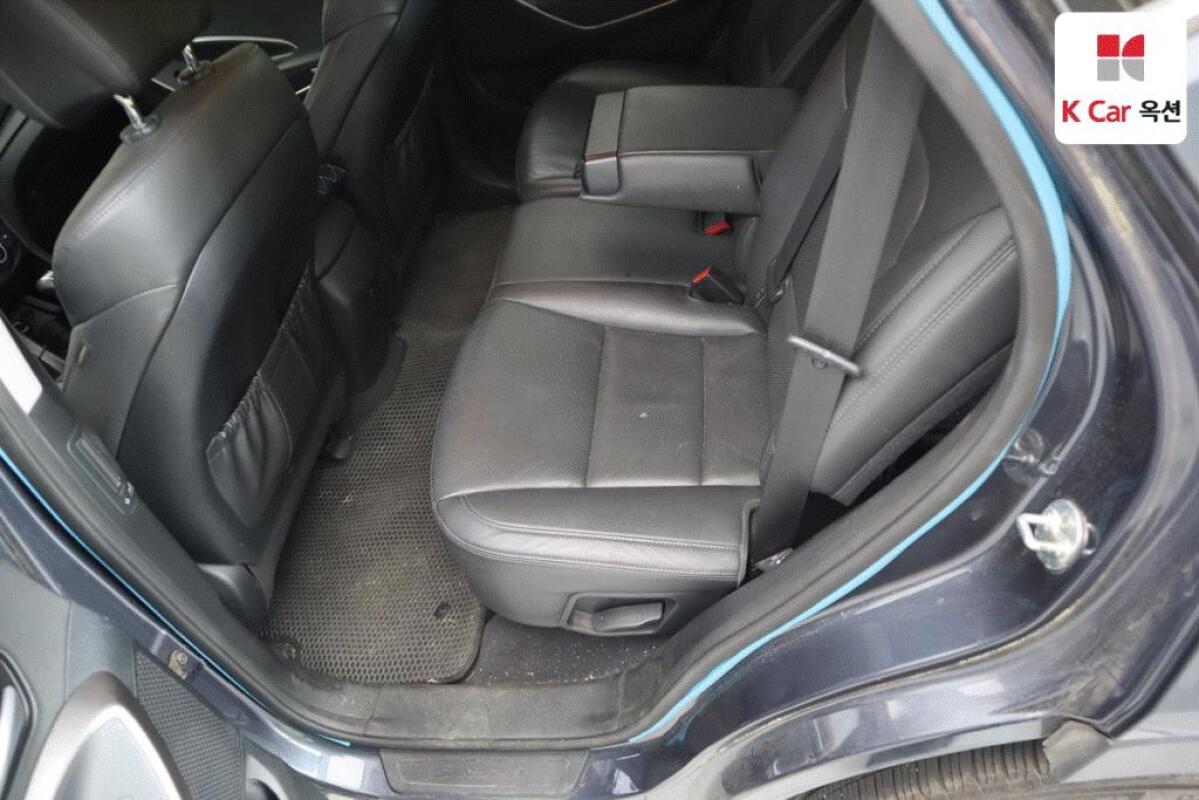Hyundai SantaFe (2015)