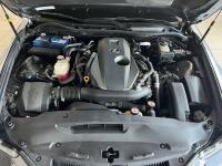 Lexus IS300 (2017)