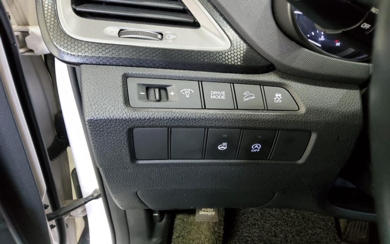 Hyundai SantaFe (2016)