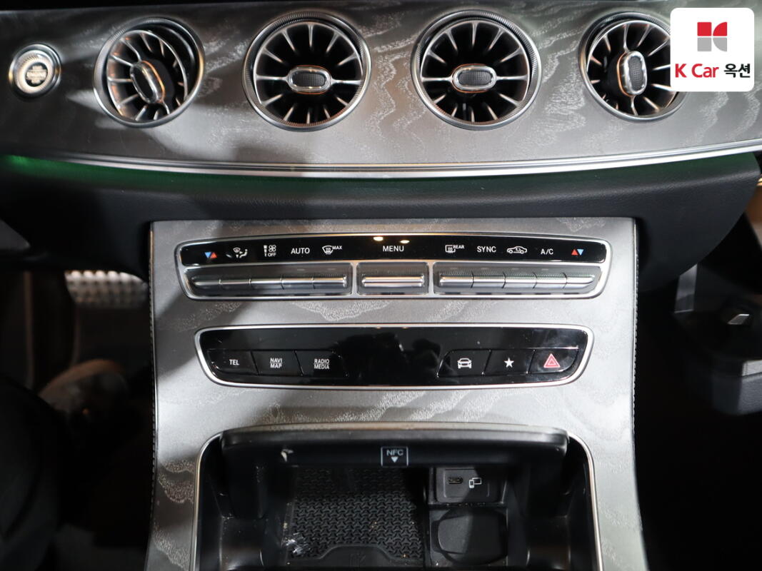Mercedes E450 (2022)