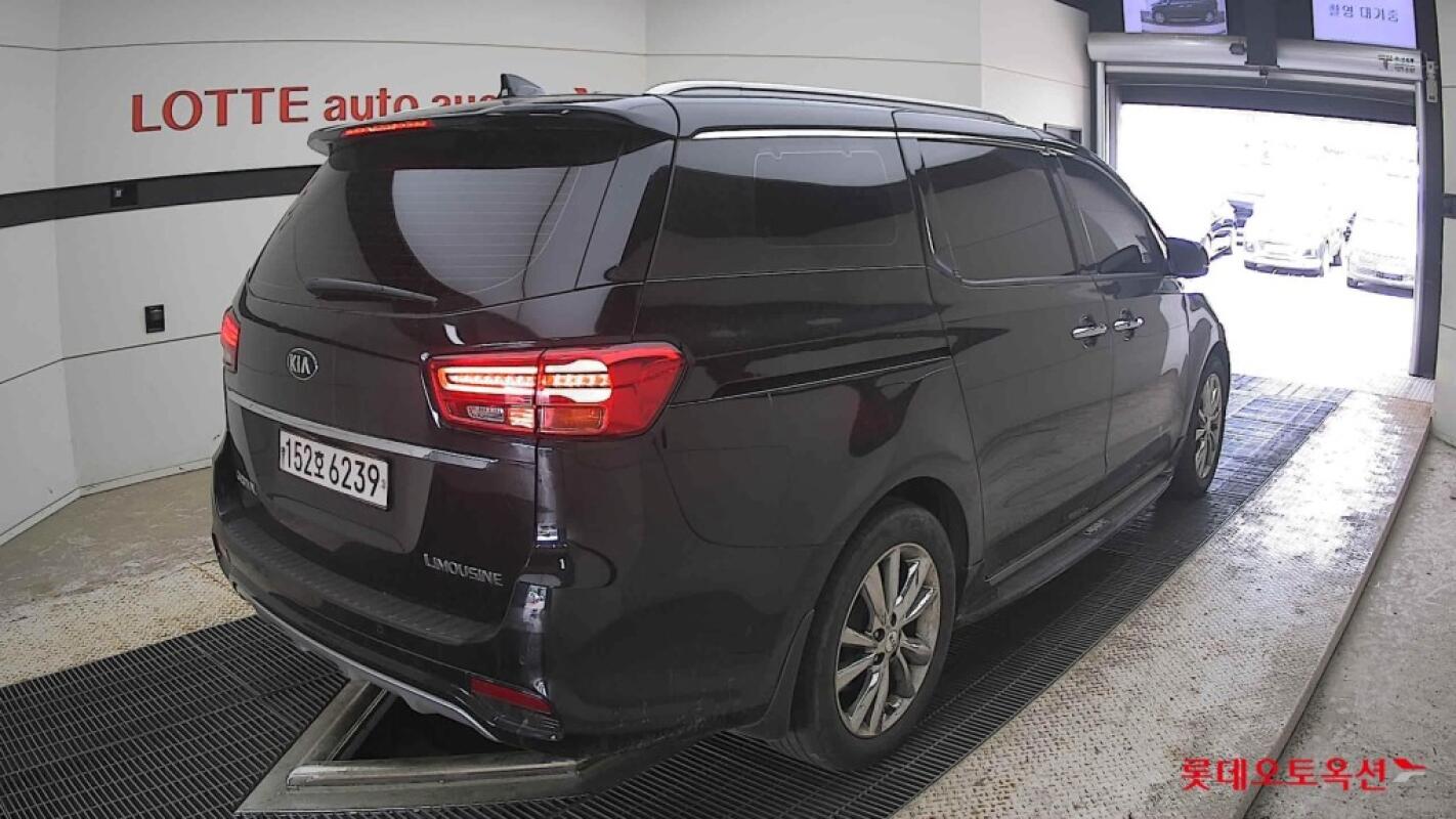 Kia Carnival (2020)