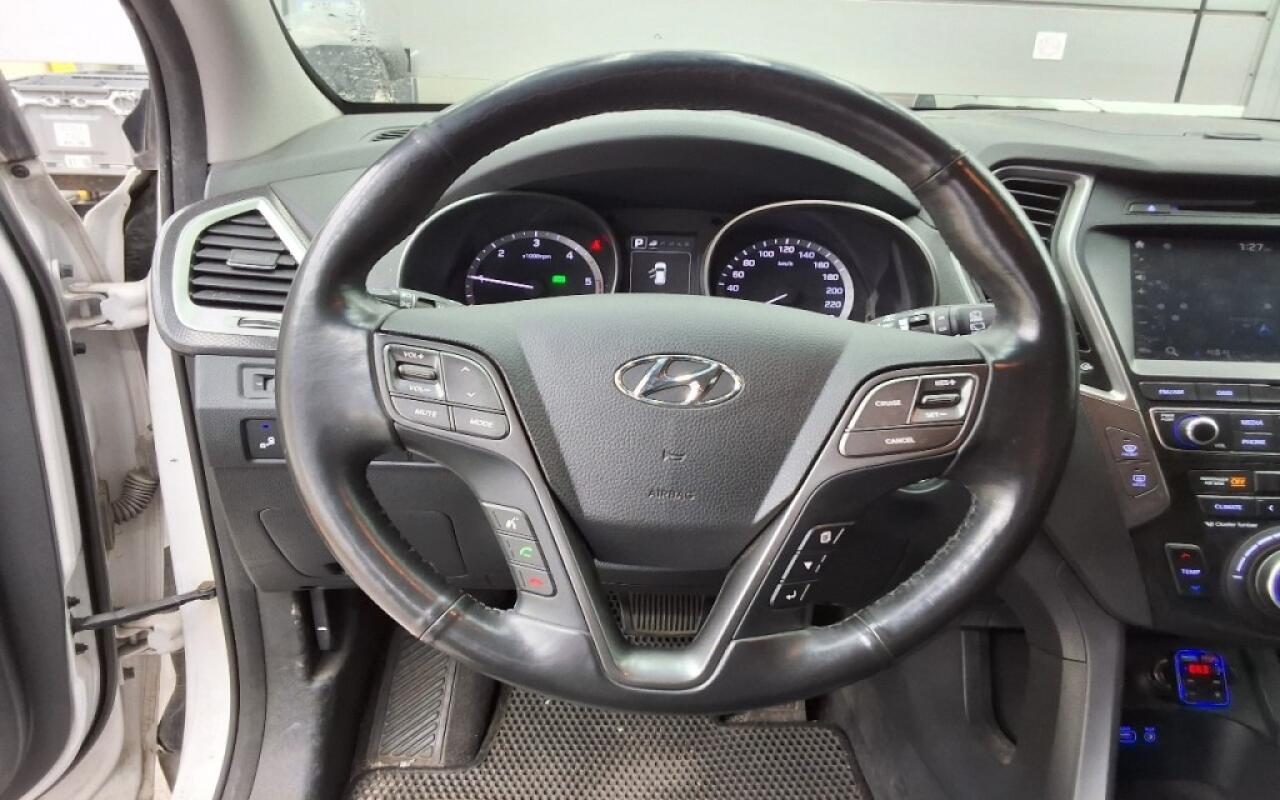 Hyundai SantaFe (2017)