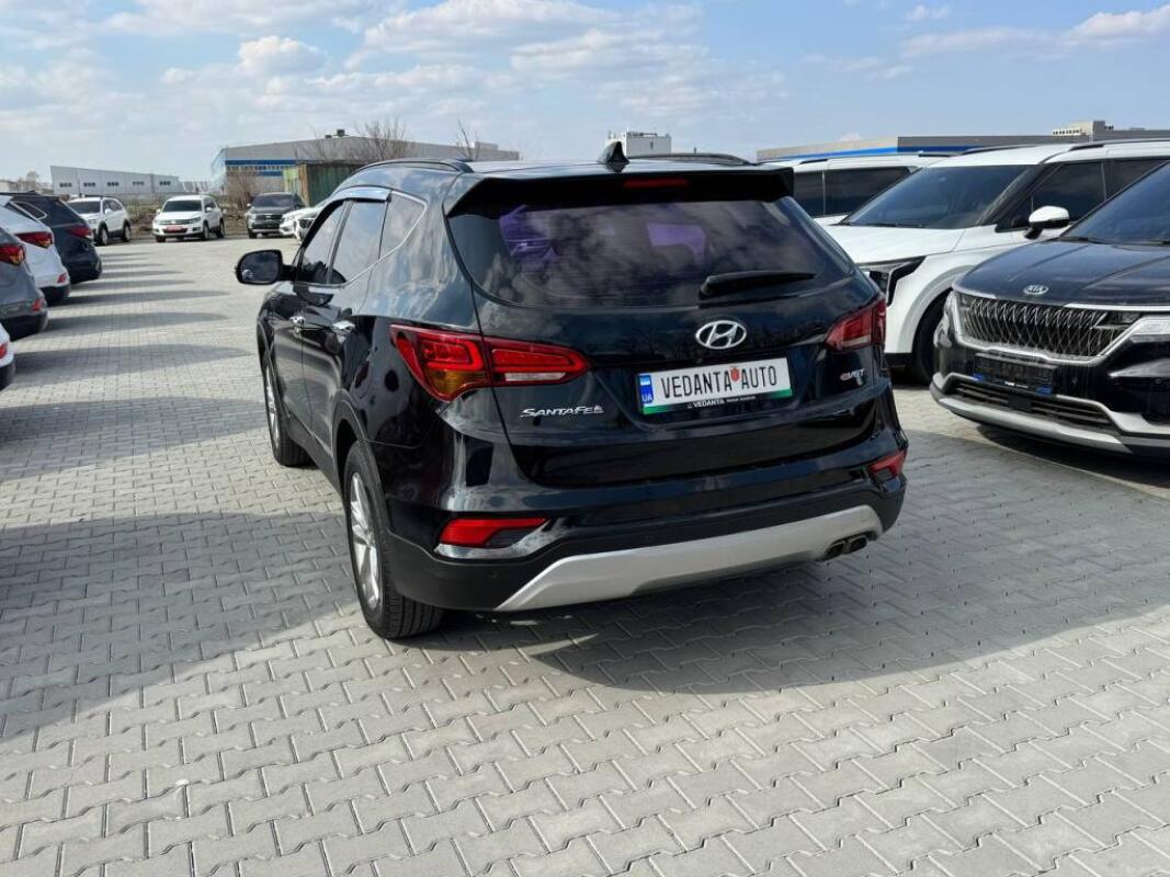 Hyundai SantaFe (2015)