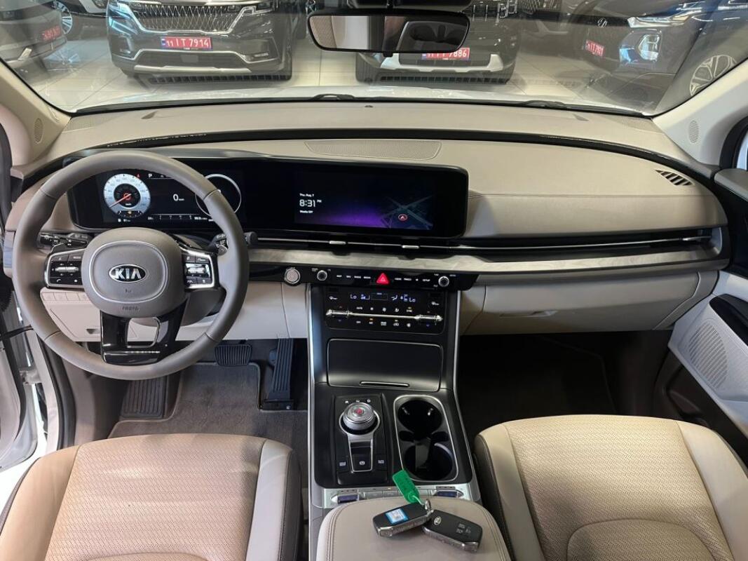Kia Carnival (2021)