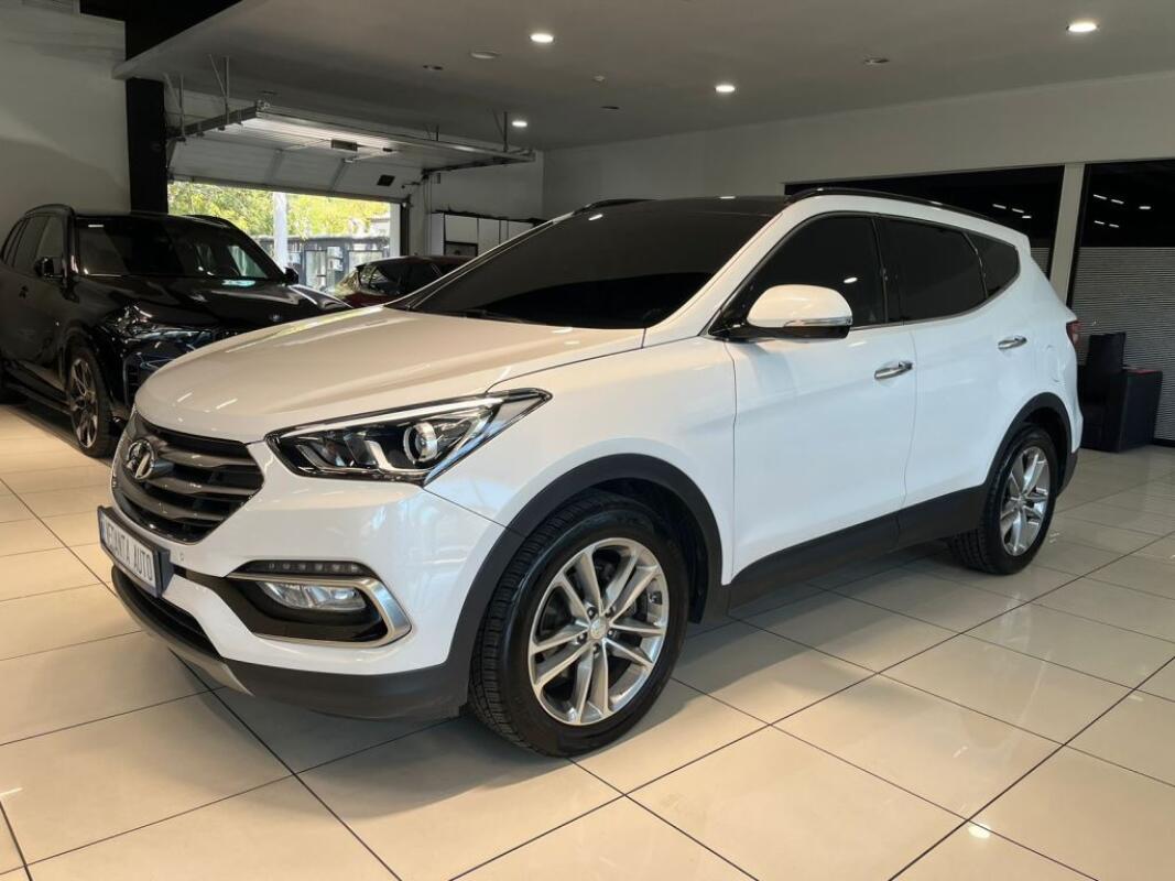 Hyundai SantaFe (2015)