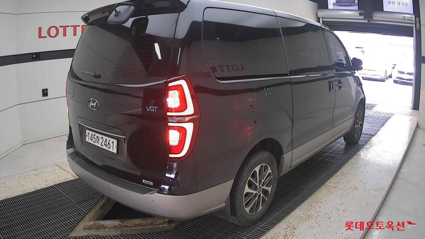 Hyundai Grand Starex (2020)