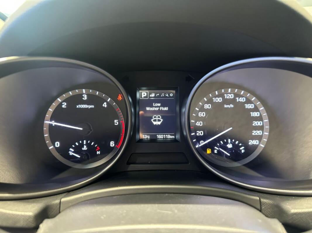 Hyundai SantaFe (2016)