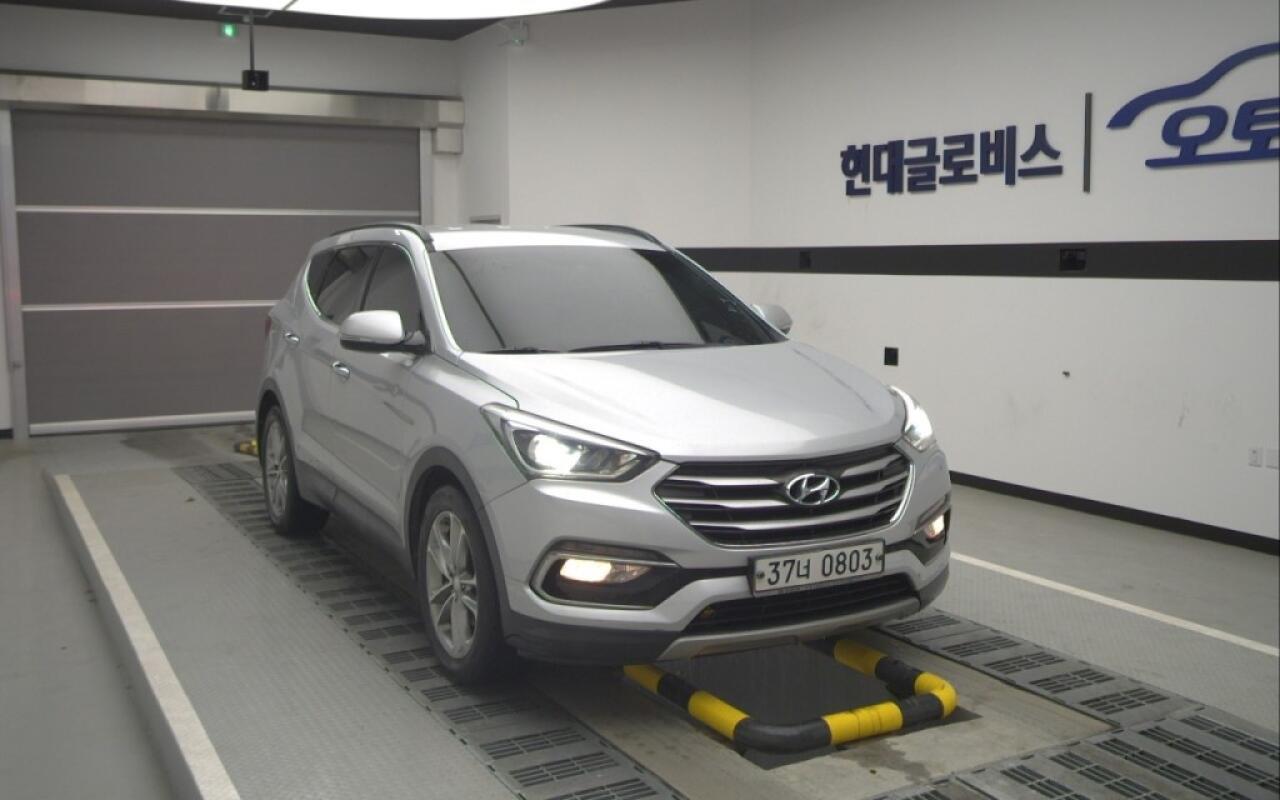 Hyundai SantaFe (2015)