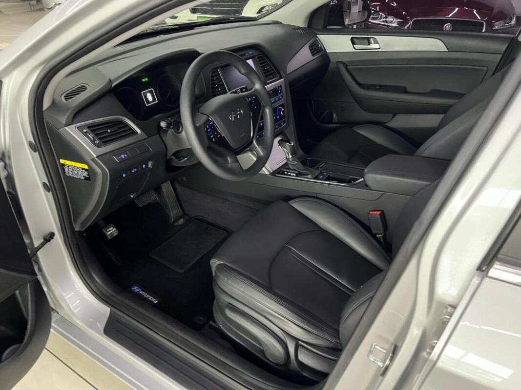 Hyundai Sonata (2016)