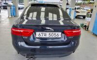 Jaguar XE (2017)