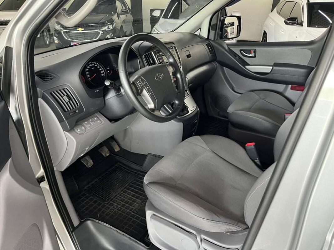 Hyundai H-1 (2016)